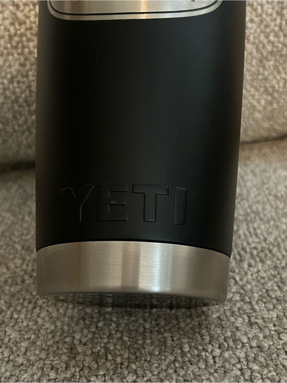 Yeti Land Rover Black Matte Stainless Steel Travel Tumbler - Picture 3 of 5